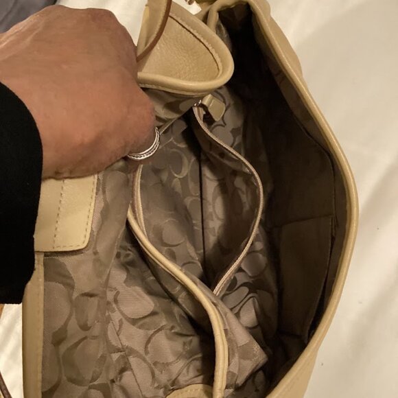 COACH Vintage Soho Leather Flap Bag - Picture 7 of 14